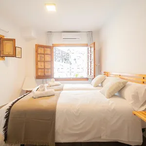 Carmen San Luis Albaicin, Habitación en casa particular Granada